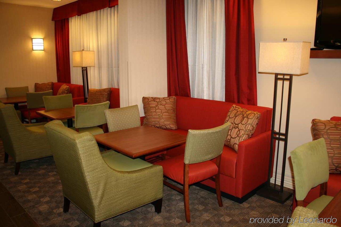 Hampton Inn St. Louis Southwest Fenton Restaurant photo